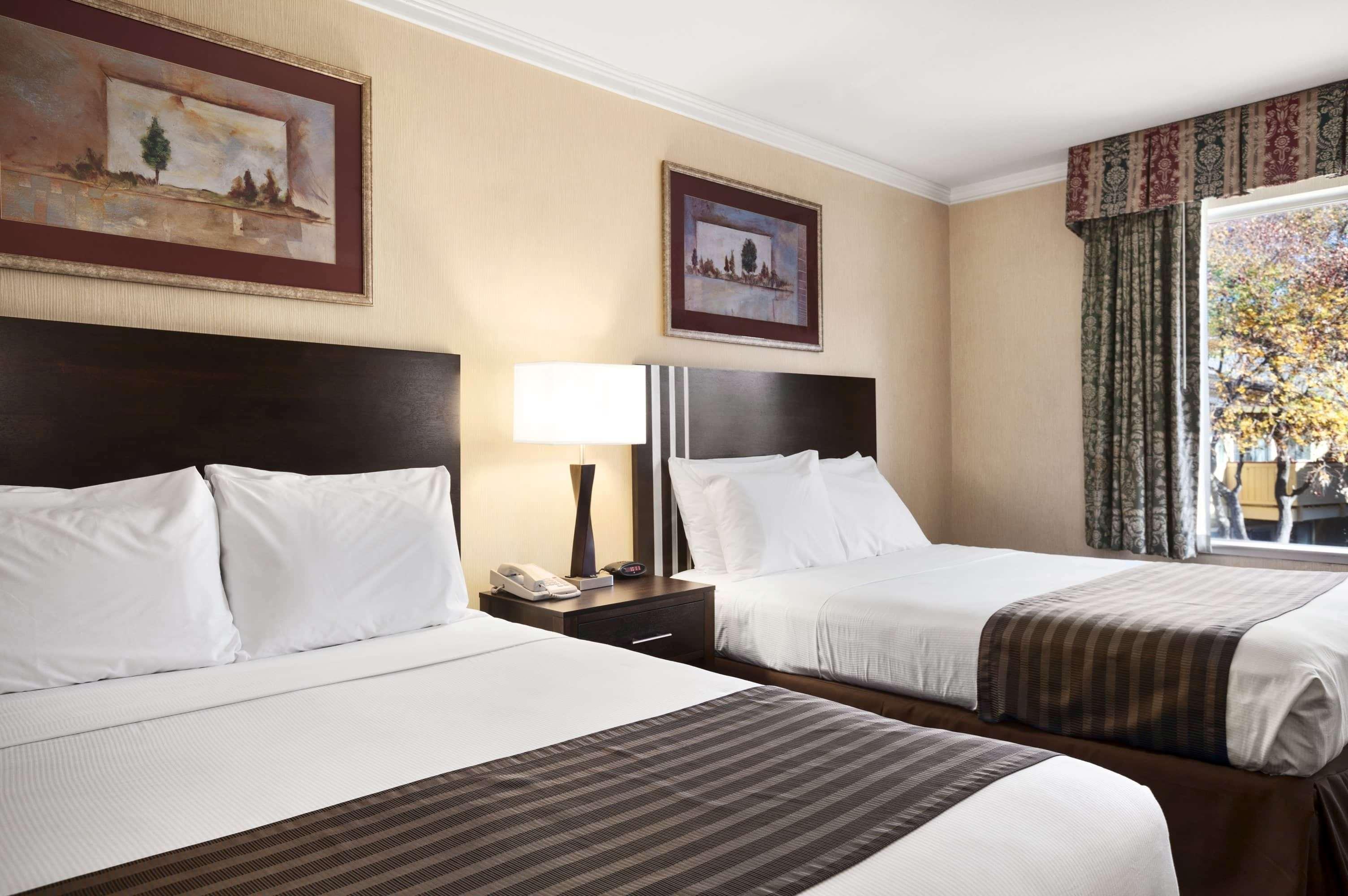 Days Inn By Wyndham Concord Buitenkant foto