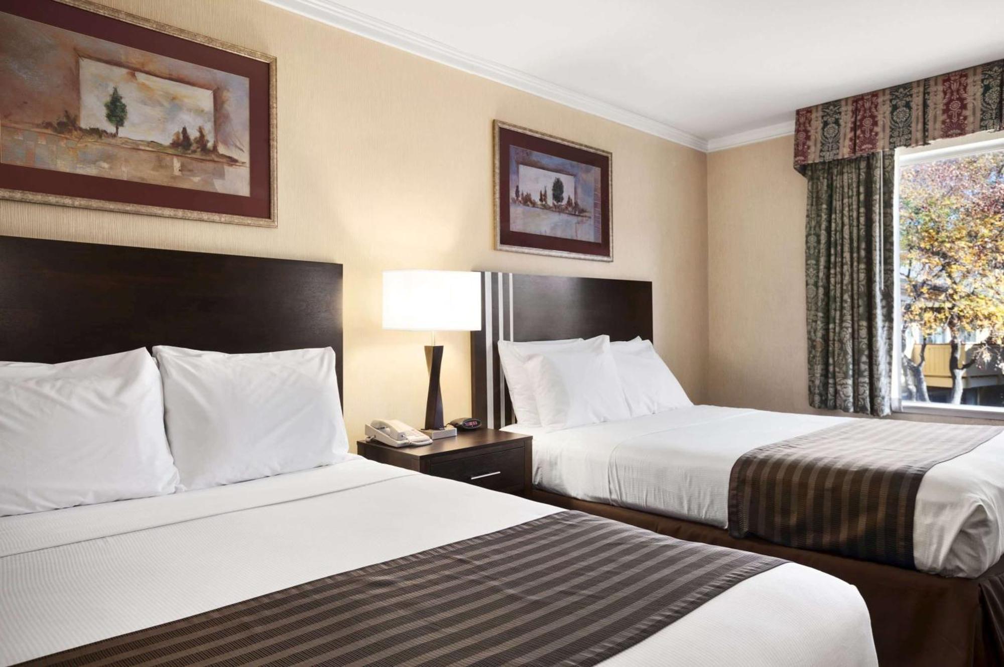 Days Inn By Wyndham Concord Buitenkant foto