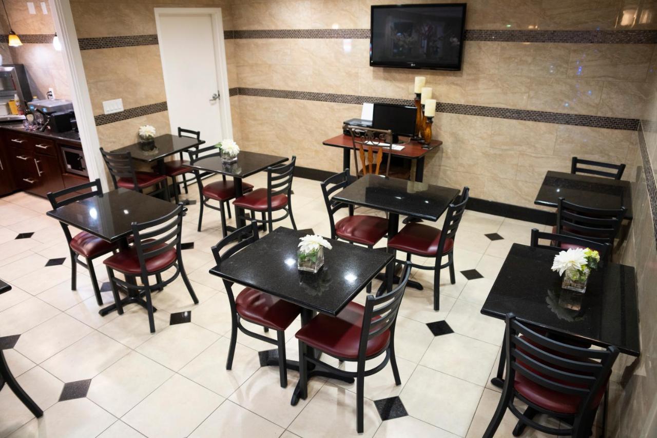 Days Inn By Wyndham Concord Buitenkant foto